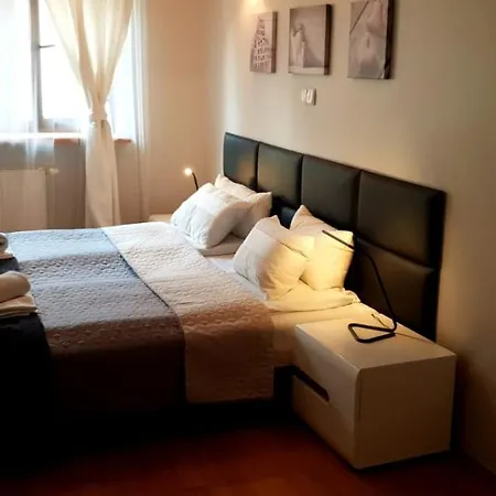 Hotel apartamentowy Old