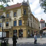 Old Aparthotel